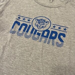 🔥🔥BYU COUGARS TEE- women’s size large. EUC!!🔥🔥